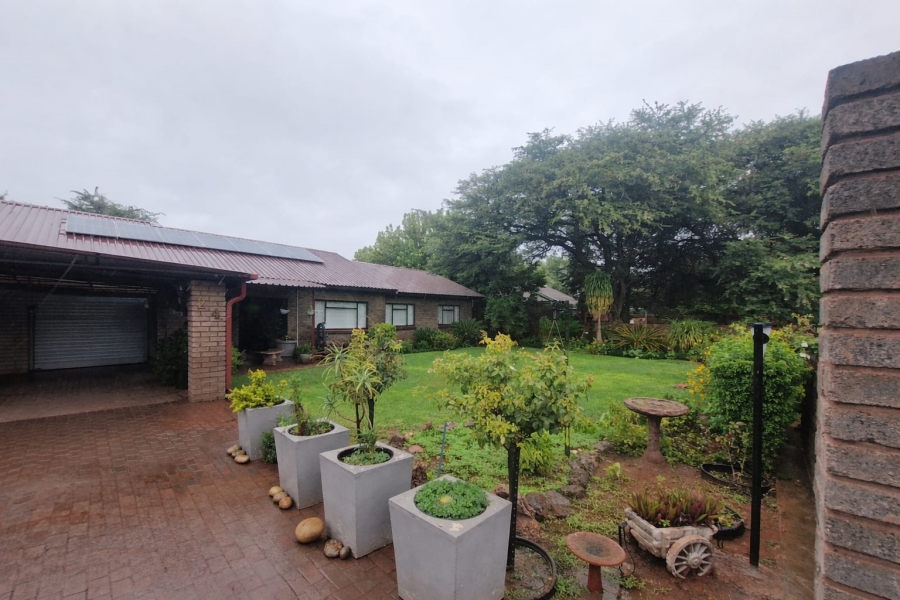 4 Bedroom Property for Sale in Kathu Northern Cape